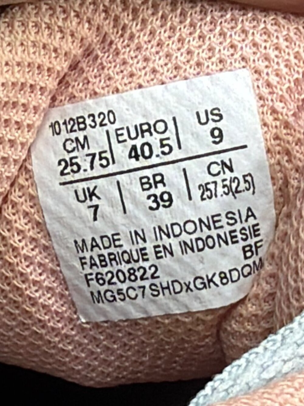 ASICS Gel-Contend 8 Womens 9 Grey Pink Running Shoes Sneakers 1012B320 - Picture 7 of 8
